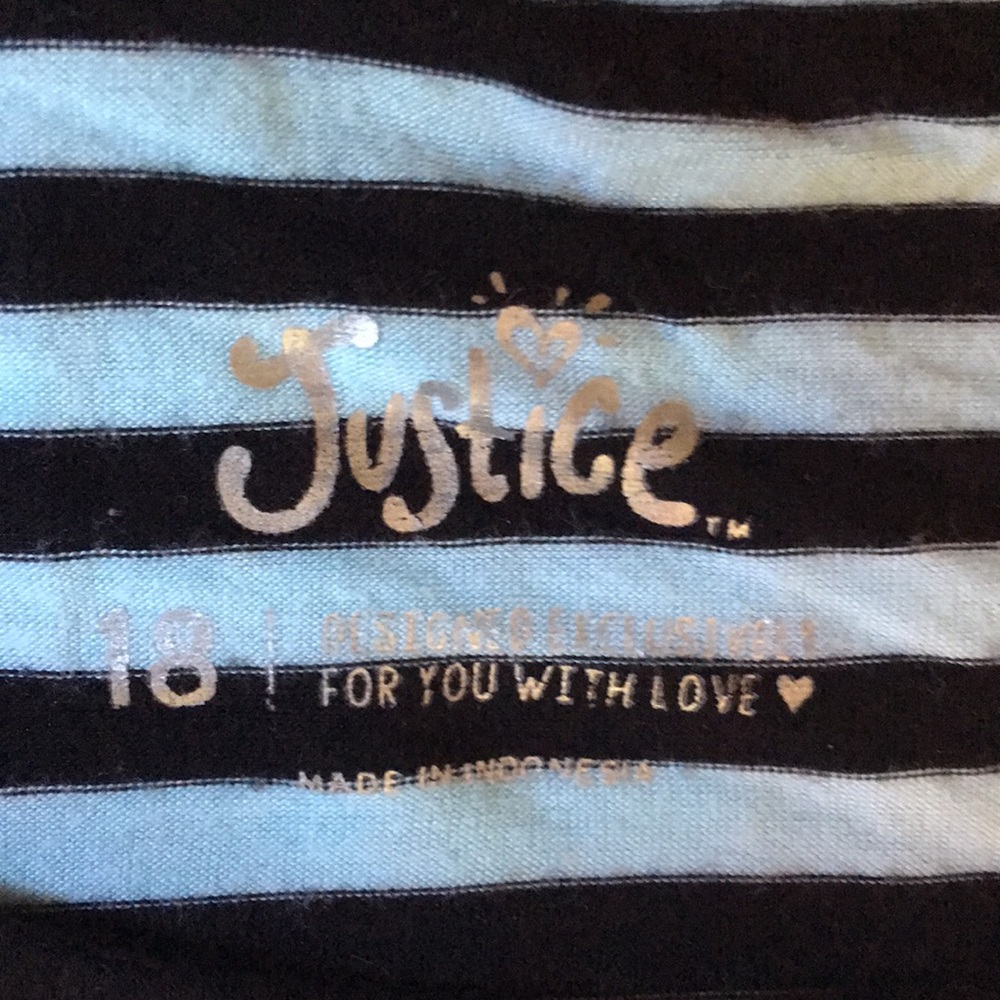 A justice tee shirt - Picture 2 of 2